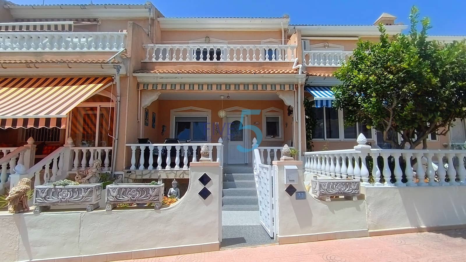 3 sovrum Hus till salu i Ciudad Quesada med pool - 249 995 € (Ref: 10000063)