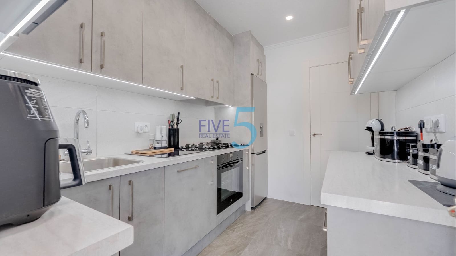 3 quarto Casa em Banda para venda em Ciudad Quesada com piscina - 239 995 € (Ref: 10000063)