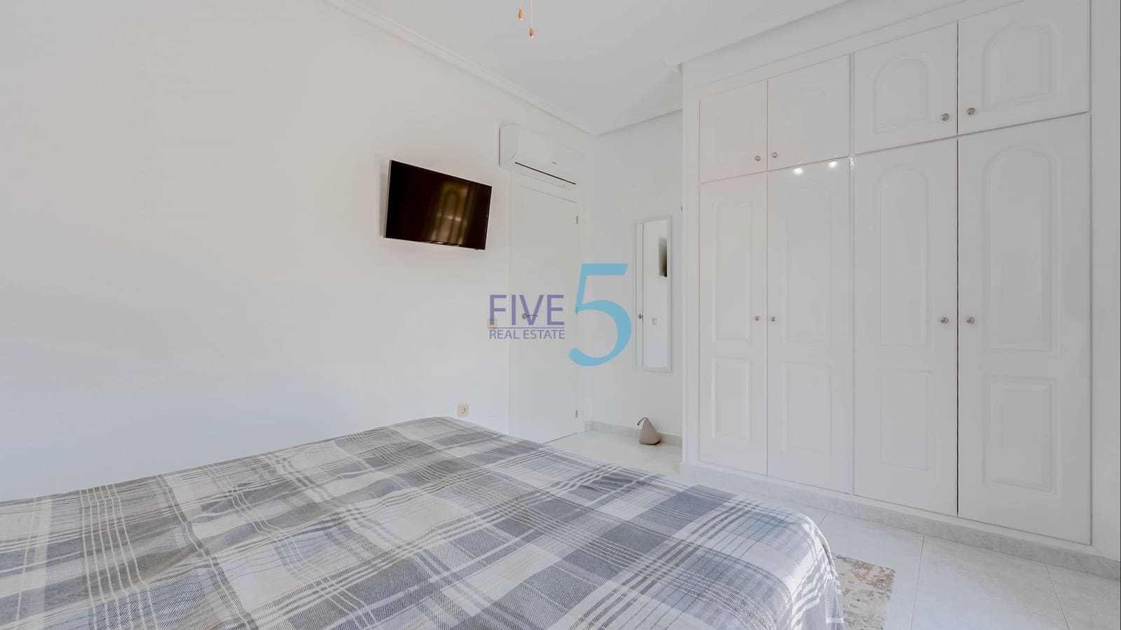 3 quarto Casa em Banda para venda em Ciudad Quesada com piscina - 239 995 € (Ref: 10000063)