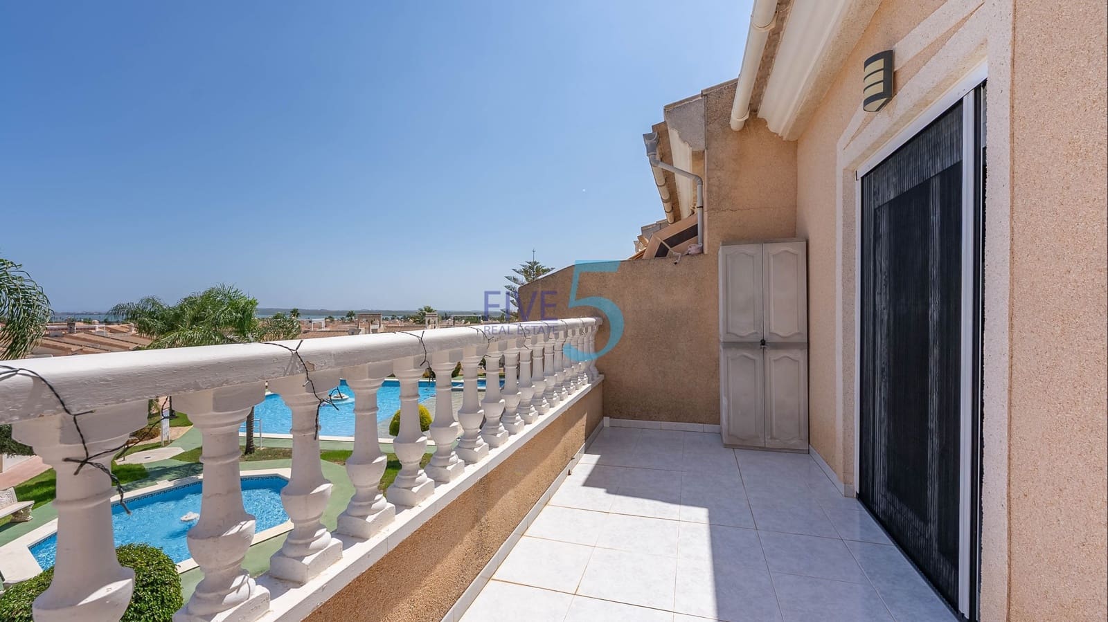 3 quarto Casa em Banda para venda em Ciudad Quesada com piscina - 239 995 € (Ref: 10000063)