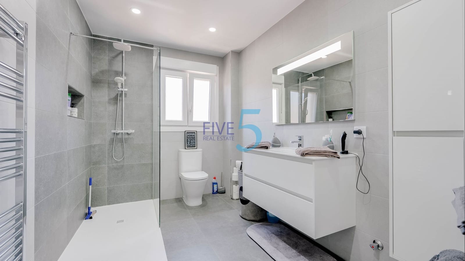3 quarto Casa em Banda para venda em Ciudad Quesada com piscina - 239 995 € (Ref: 10000063)