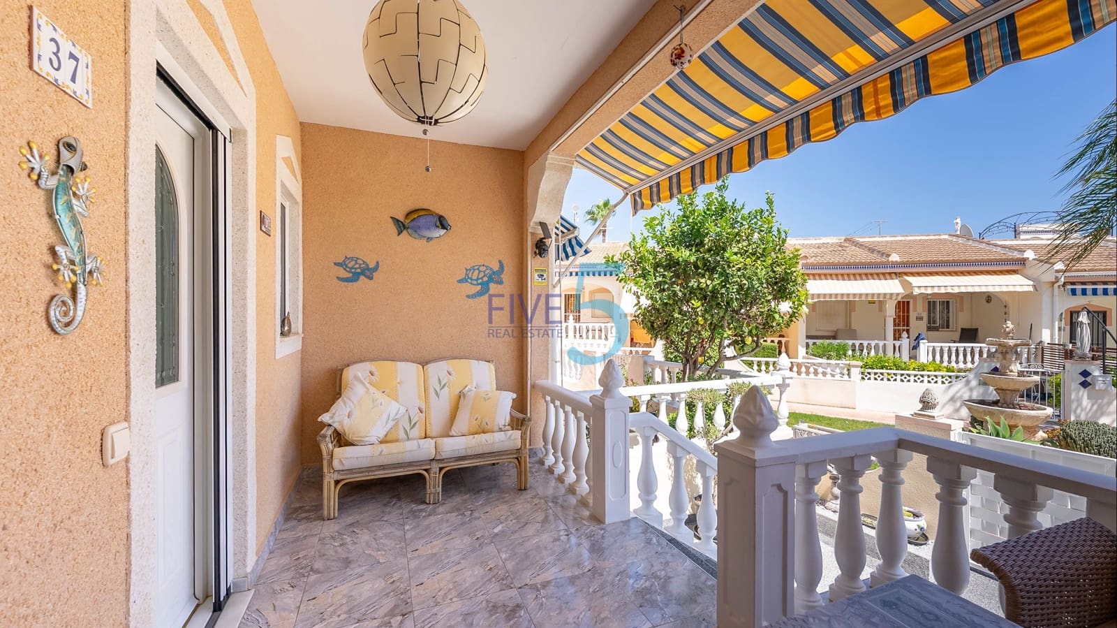 3 quarto Casa em Banda para venda em Ciudad Quesada com piscina - 239 995 € (Ref: 10000063)