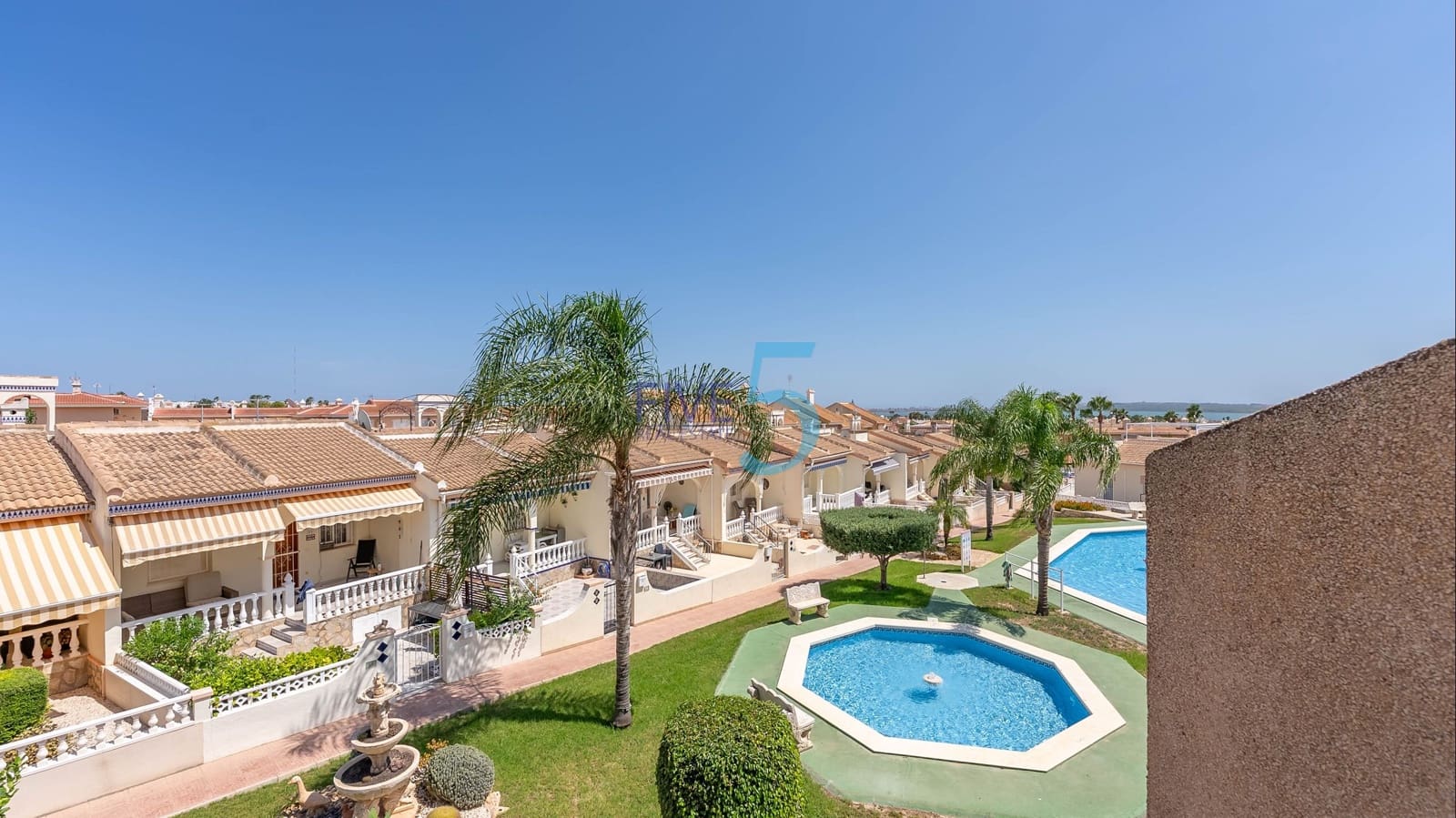 3 quarto Casa em Banda para venda em Ciudad Quesada com piscina - 239 995 € (Ref: 10000063)