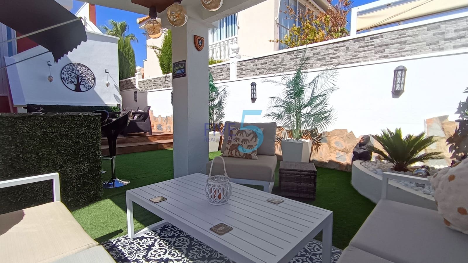 3 bedroom Villa for sale in Ciudad Quesada with pool - € 249,999 (Ref: 10000064)