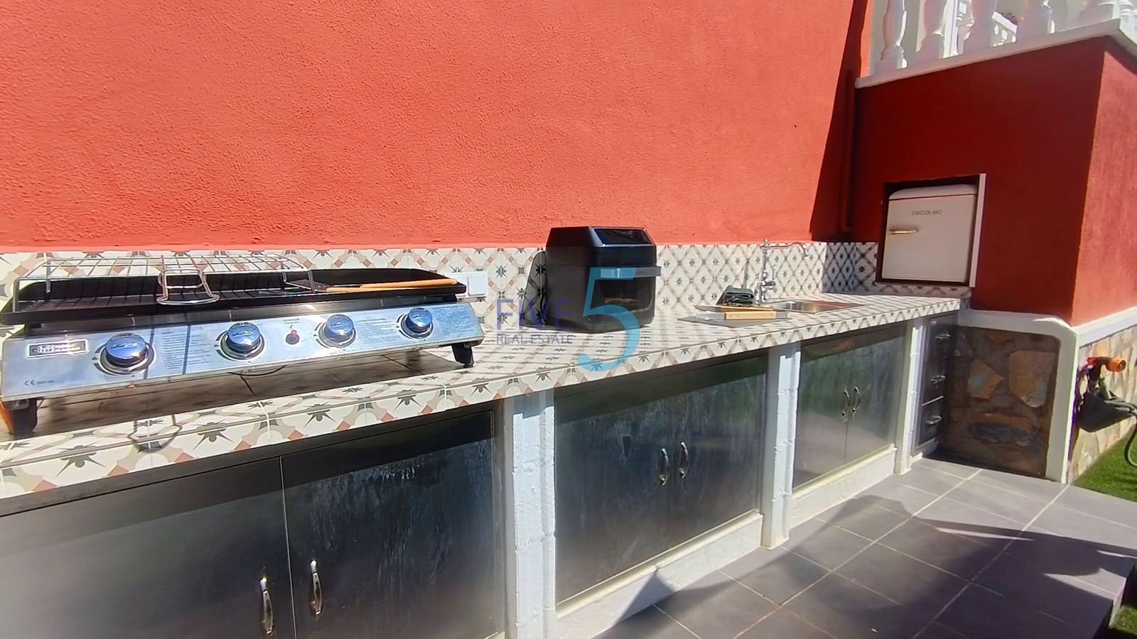 3 bedroom Villa for sale in Ciudad Quesada with pool - € 249,999 (Ref: 10000064)
