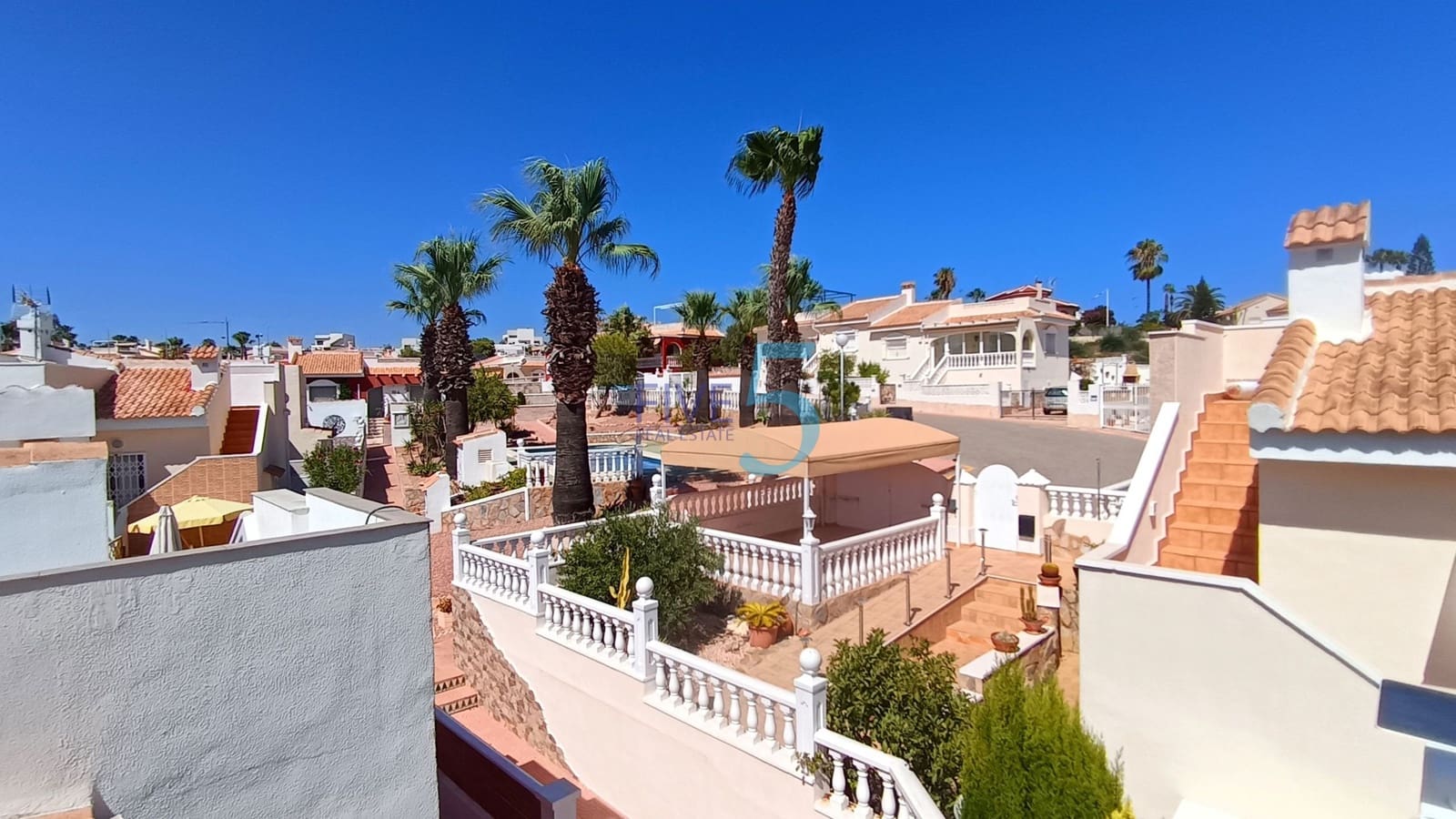 3 bedroom Villa for sale in Ciudad Quesada with pool - € 249,999 (Ref: 10000064)