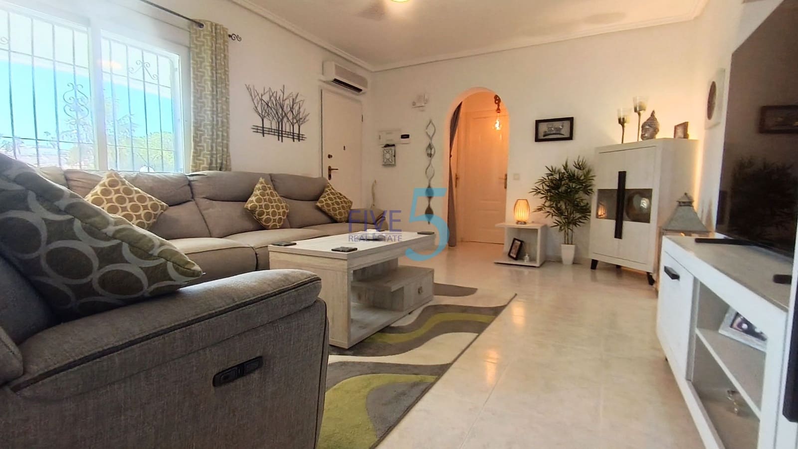 3 bedroom Villa for sale in Ciudad Quesada with pool - € 249,999 (Ref: 10000064)