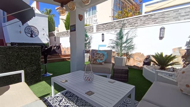 3 bedroom Villa for sale in Ciudad Quesada, Rojales with pool - € 249,999 (Ref: 10000064)