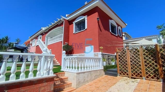 3 bedroom Villa for sale in Ciudad Quesada, Rojales with pool - € 249,999 (Ref: 10000064)