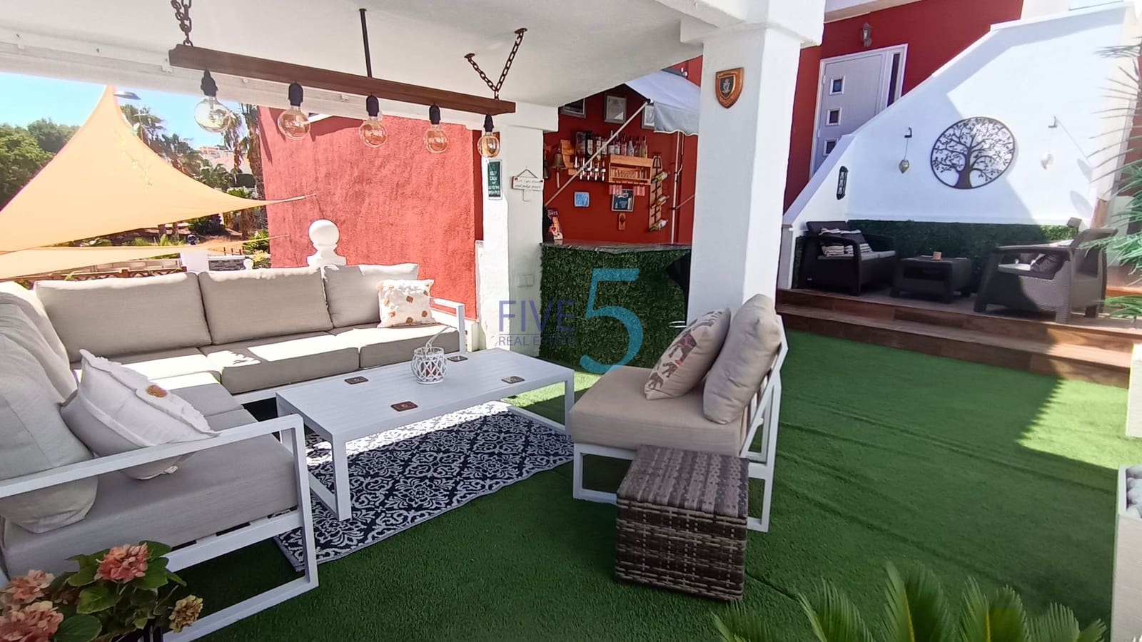 3 bedroom Villa for sale in Ciudad Quesada with pool - € 249,999 (Ref: 10000064)