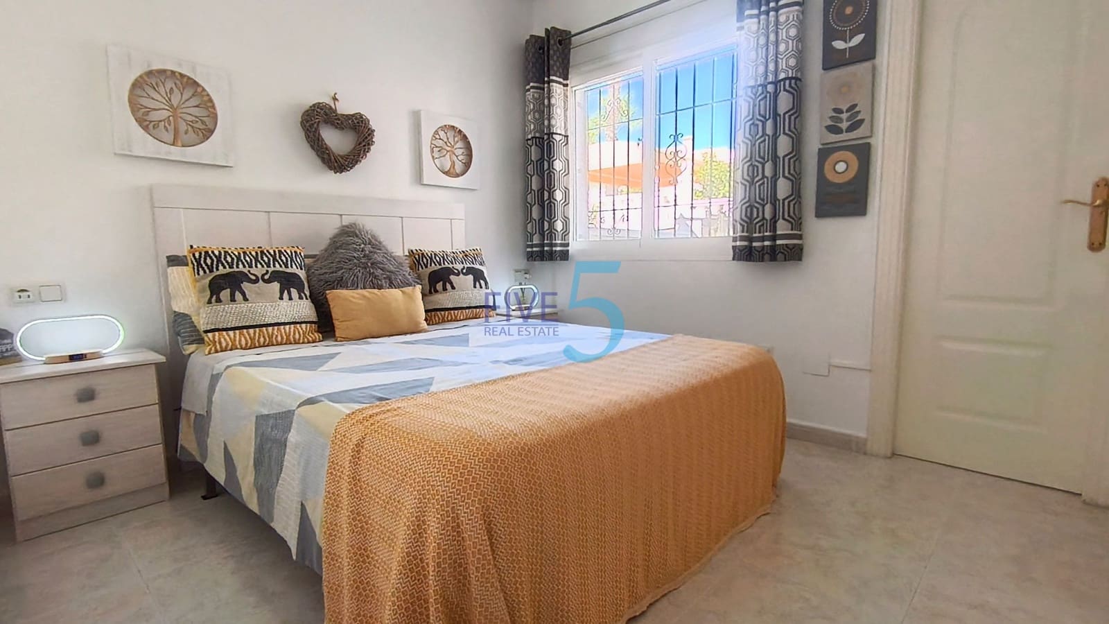 3 bedroom Villa for sale in Ciudad Quesada with pool - € 249,999 (Ref: 10000064)