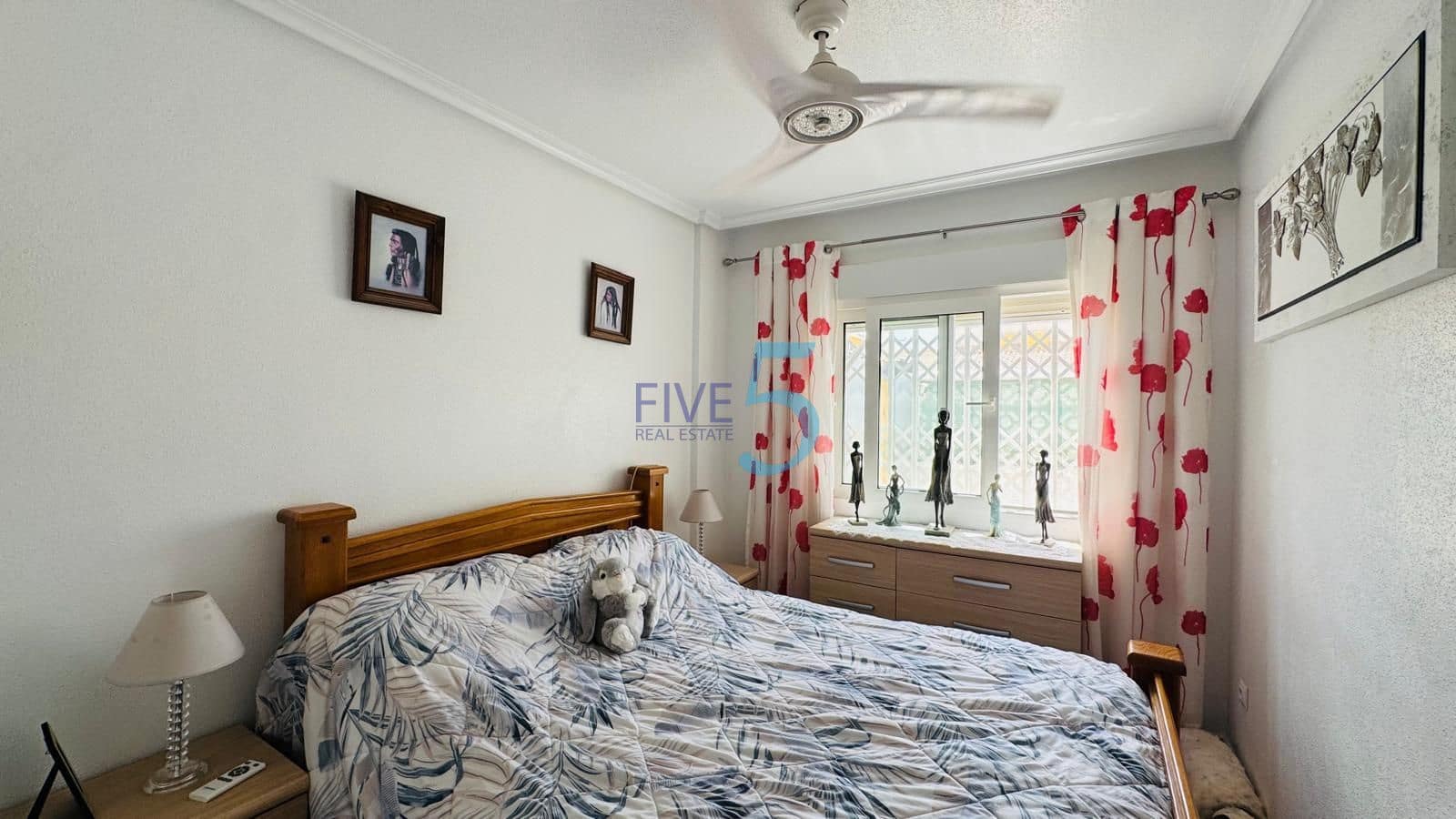 3 slaapkamer Huis te koop in Villamartin met zwembad garage - € 225.000 (Ref: 10000605)