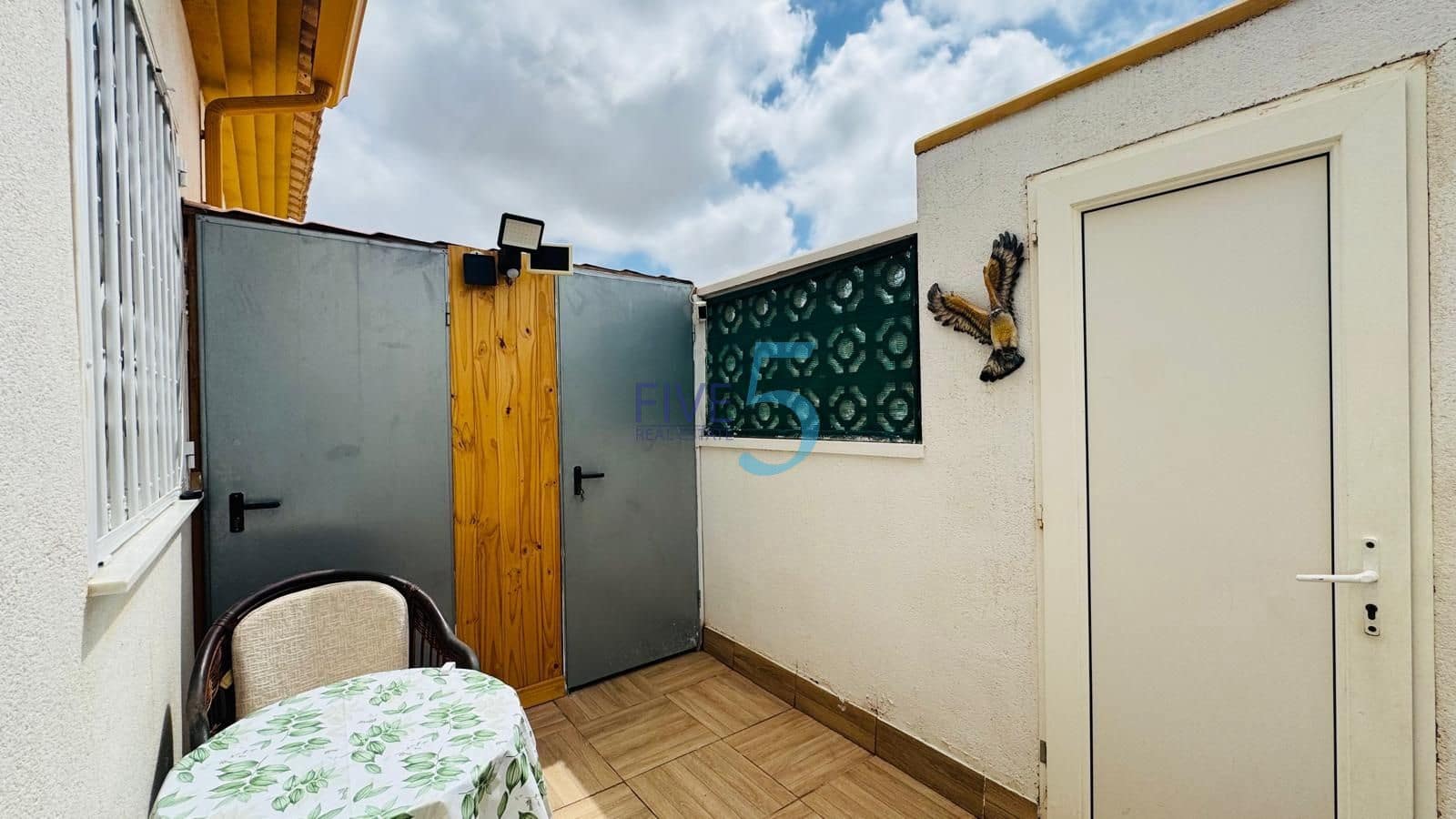 3 slaapkamer Huis te koop in Villamartin met zwembad garage - € 225.000 (Ref: 10000605)