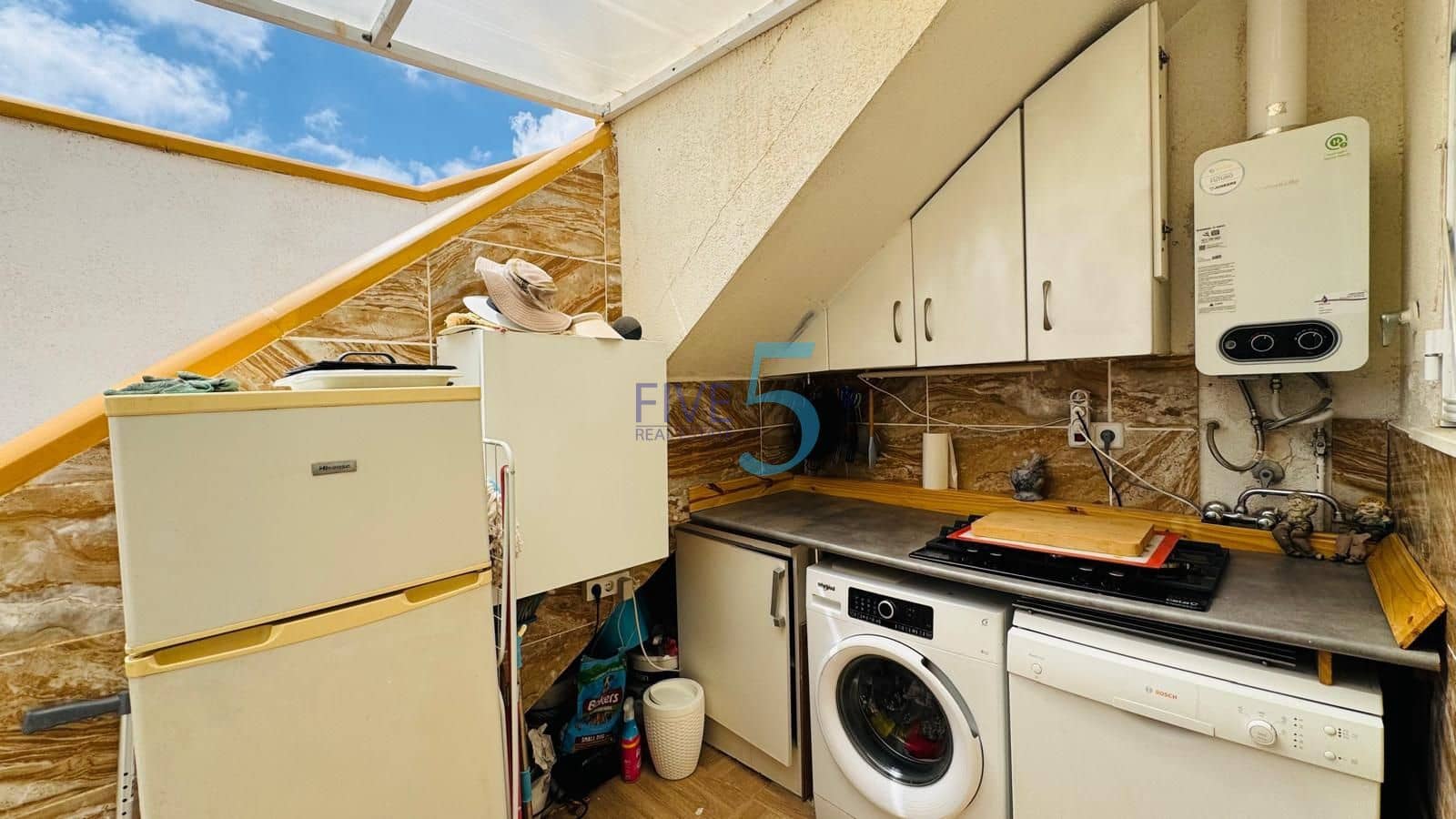 3 slaapkamer Huis te koop in Villamartin met zwembad garage - € 225.000 (Ref: 10000605)