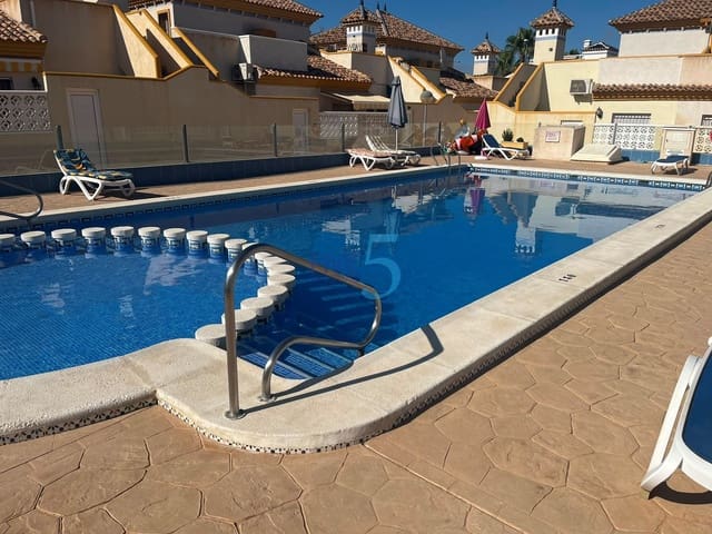 3 slaapkamer Huis te koop in Villamartin, Orihuela met zwembad garage - € 225.000 (Ref: 10000605)