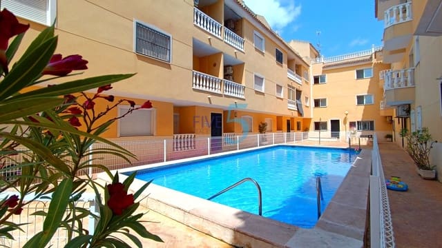 2 soveværelse Lejlighed til salg i Formentera del Segura med swimmingpool garage - € 99.999 (Ref: 10000990)