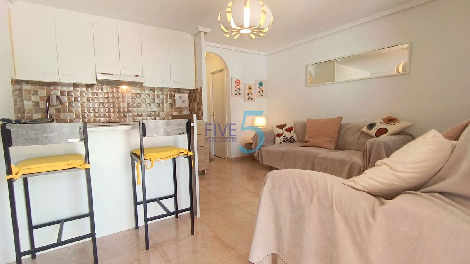 1 sovrum Bungalow till salu i Torrevieja - 99 999 € (Ref: 10001188)