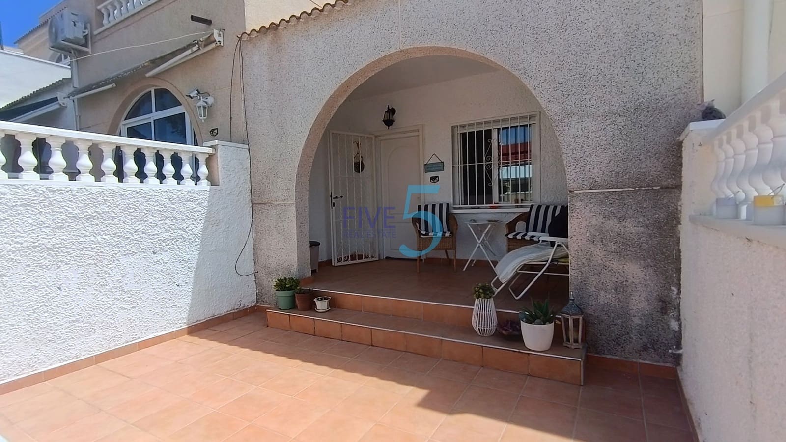 1 sovrum Bungalow till salu i Torrevieja - 99 999 € (Ref: 10001188)