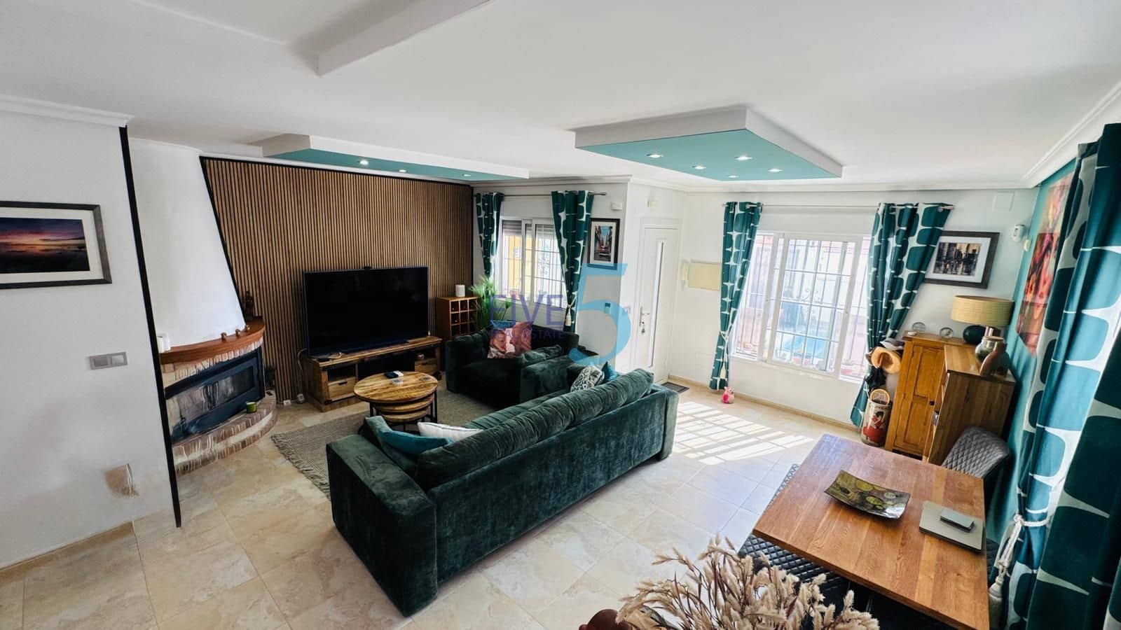 3 quarto Casa em Banda para venda em Orihuela Costa com piscina - 335 000 € (Ref: 10002380)