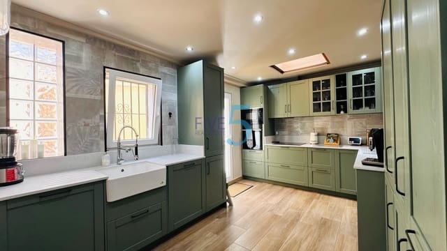 3 quarto Casa em Banda para venda em Lomas de Cabo Roig - Los Dolses, Orihuela com piscina - 335 000 € (Ref: 10002380)