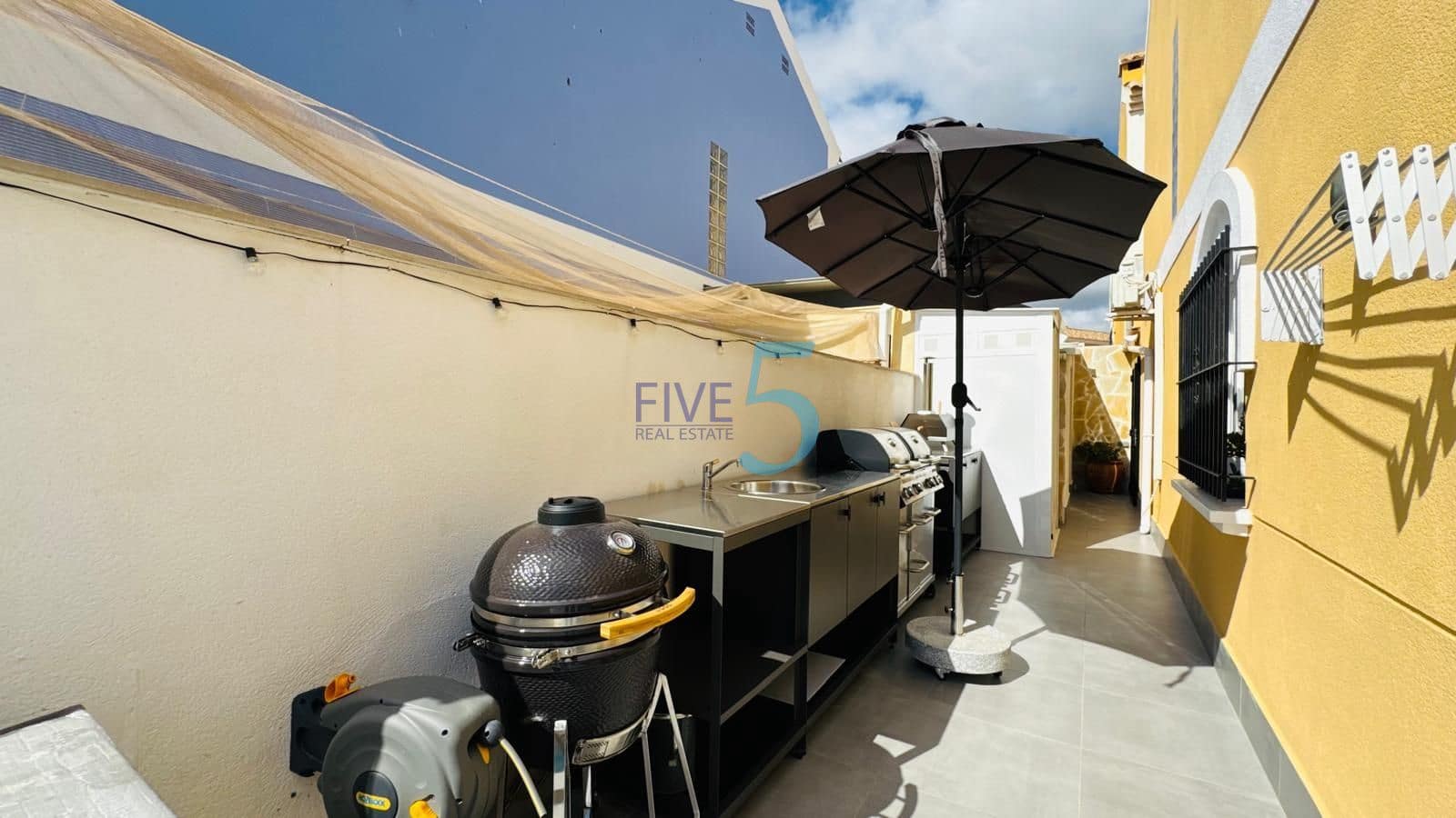 3 quarto Casa em Banda para venda em Orihuela Costa com piscina - 335 000 € (Ref: 10002380)
