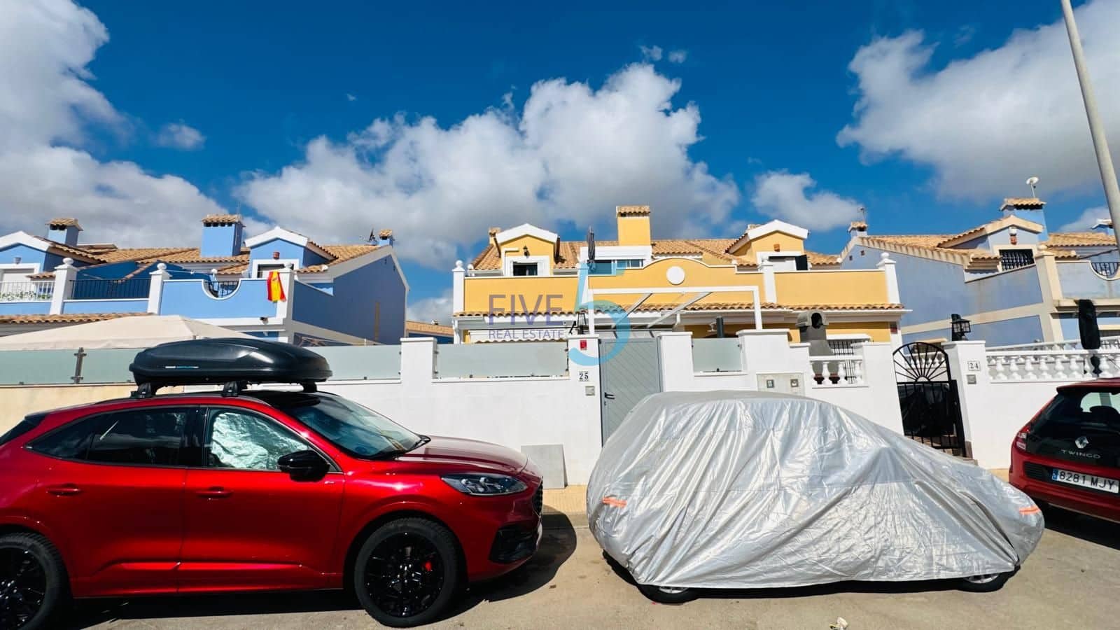 3 quarto Casa em Banda para venda em Orihuela Costa com piscina - 335 000 € (Ref: 10002380)