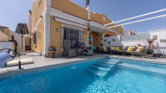 3 bedroom Townhouse for sale in Lomas de Cabo Roig - Los Dolses, Orihuela with pool - € 335,000 (Ref: 10002380)