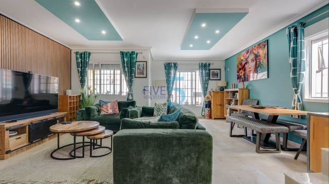 3 bedroom Townhouse for sale in Lomas de Cabo Roig - Los Dolses, Orihuela with pool - € 335,000 (Ref: 10002380)