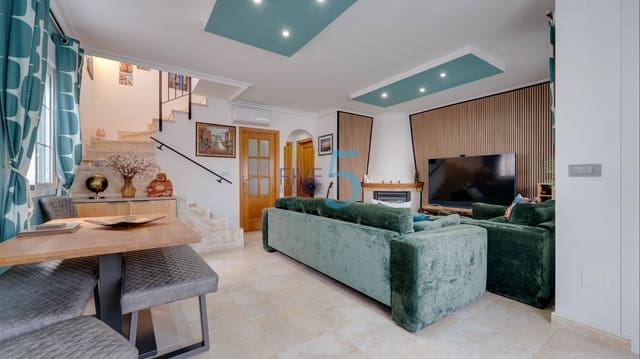 3 bedroom Townhouse for sale in Lomas de Cabo Roig - Los Dolses, Orihuela with pool - € 335,000 (Ref: 10002380)