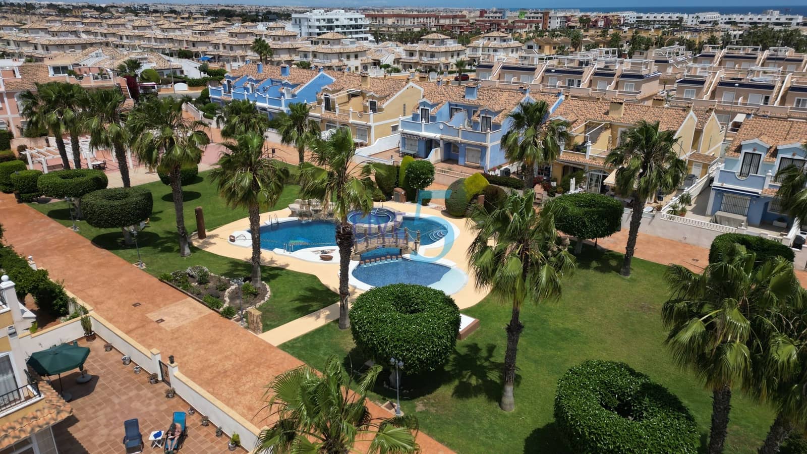 3 sovrum Hus till salu i Orihuela Costa med pool - 335 000 € (Ref: 10002380)