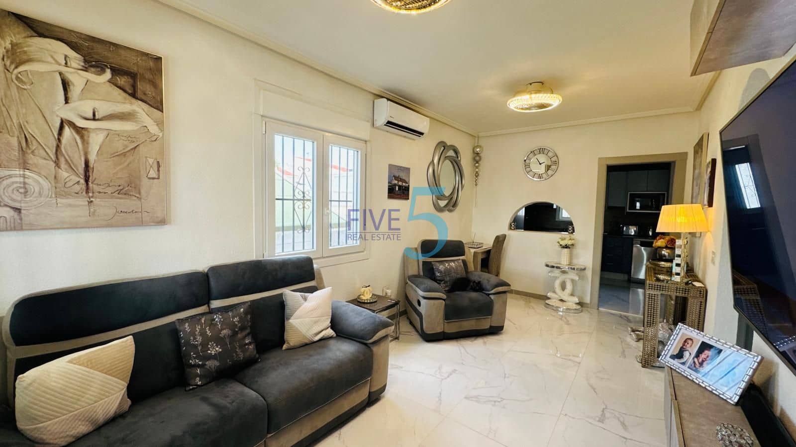 2 slaapkamer Villa te koop in Ciudad Quesada met zwembad - € 334.900 (Ref: 10004748)