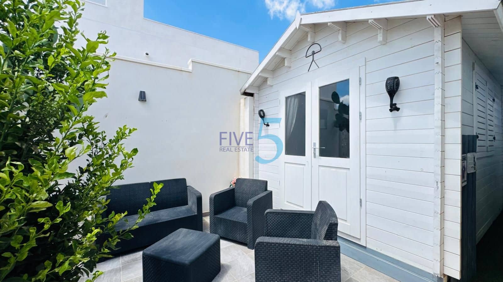 2 slaapkamer Villa te koop in Ciudad Quesada met zwembad - € 334.900 (Ref: 10004748)