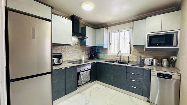 2 slaapkamer Villa te koop in Ciudad Quesada, Rojales met zwembad - € 334.900 (Ref: 10004748)