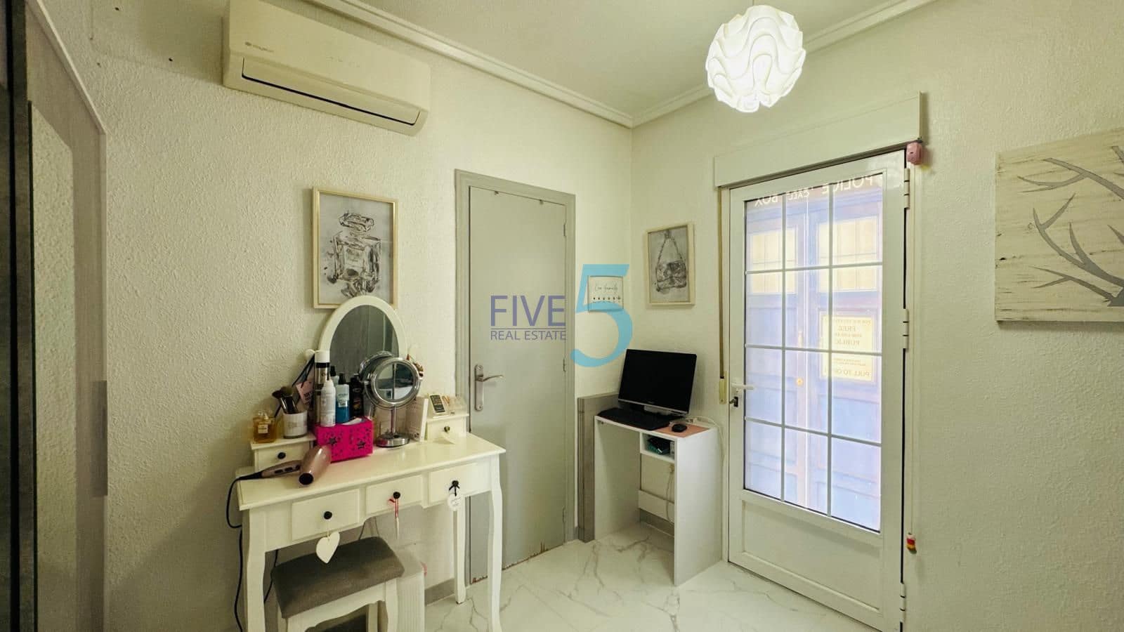 2 slaapkamer Villa te koop in Ciudad Quesada met zwembad - € 334.900 (Ref: 10004748)