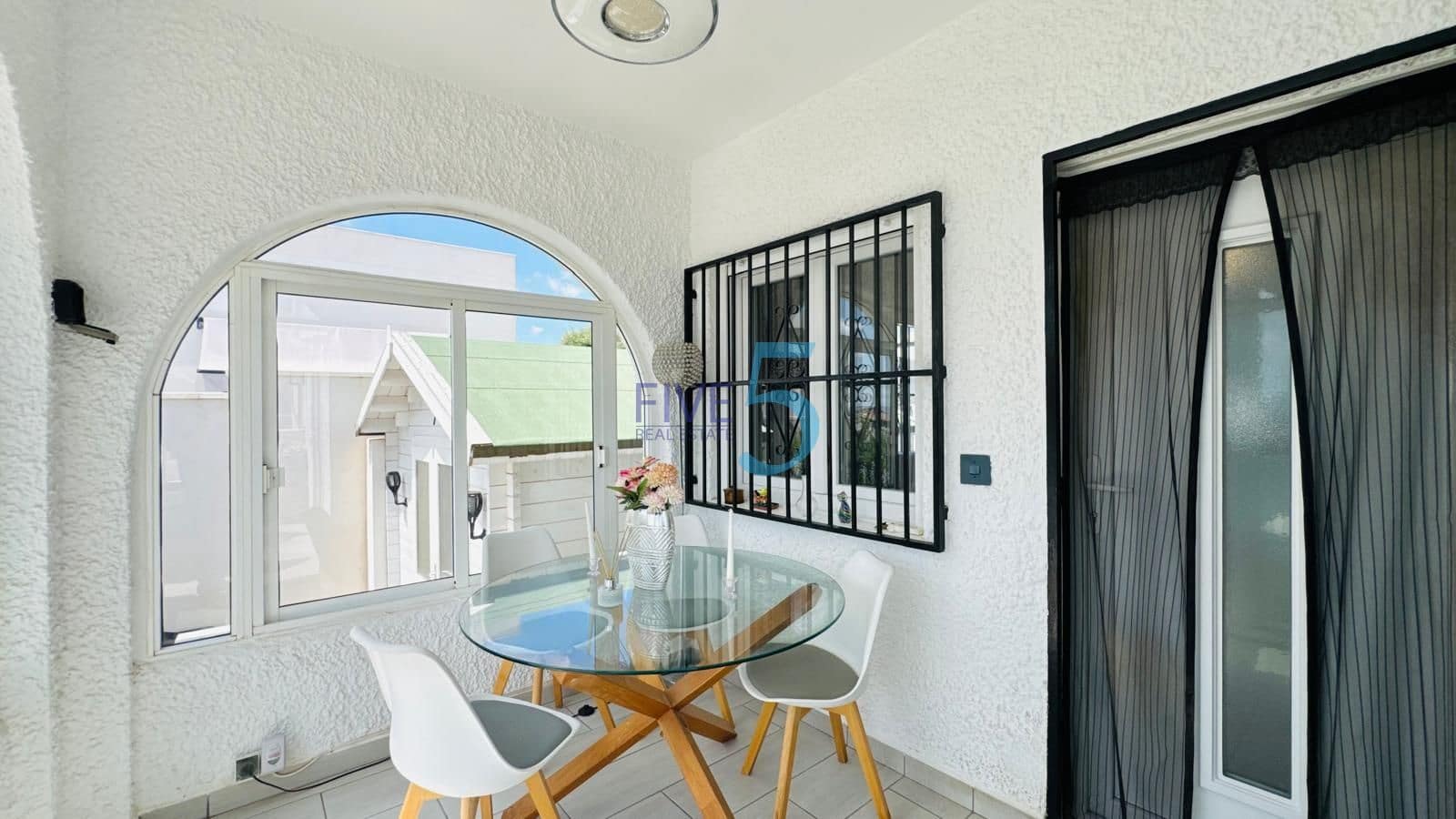 2 slaapkamer Villa te koop in Ciudad Quesada met zwembad - € 334.900 (Ref: 10004748)