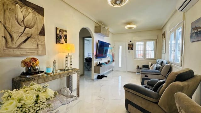 2 slaapkamer Villa te koop in Ciudad Quesada, Rojales met zwembad - € 334.900 (Ref: 10004748)