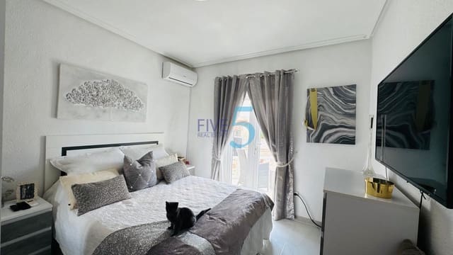 2 slaapkamer Villa te koop in Ciudad Quesada, Rojales met zwembad - € 334.900 (Ref: 10004748)