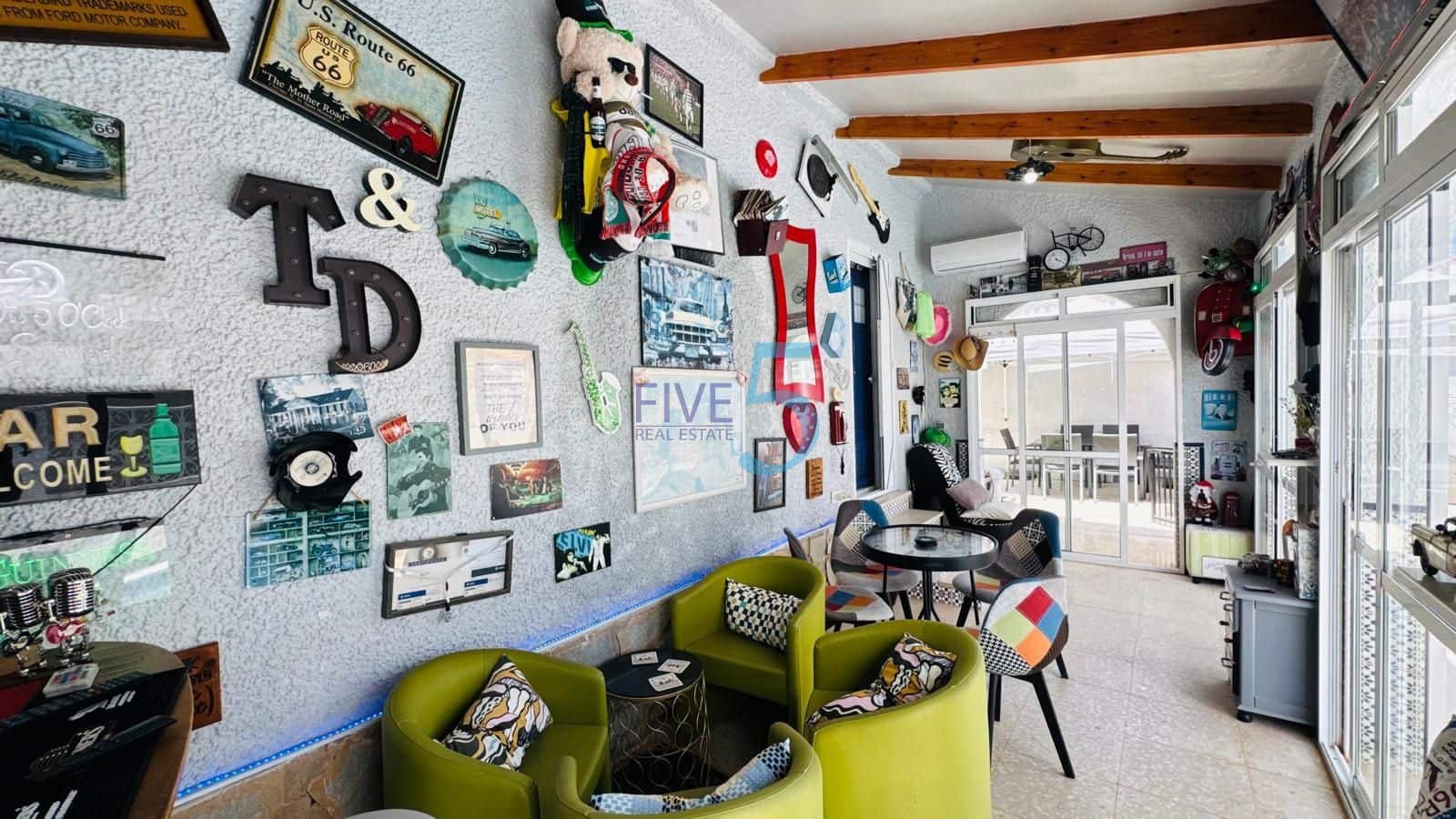 2 slaapkamer Villa te koop in Ciudad Quesada met zwembad - € 334.900 (Ref: 10004748)