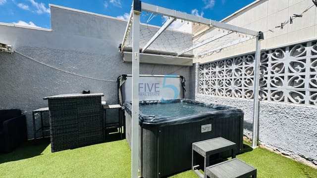 2 slaapkamer Villa te koop in Ciudad Quesada, Rojales met zwembad - € 334.900 (Ref: 10004748)