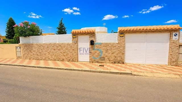 3 soverom Villa til salgs i Torrevieja med svømmebasseng garasje - € 309 500 (Ref: 10004749)