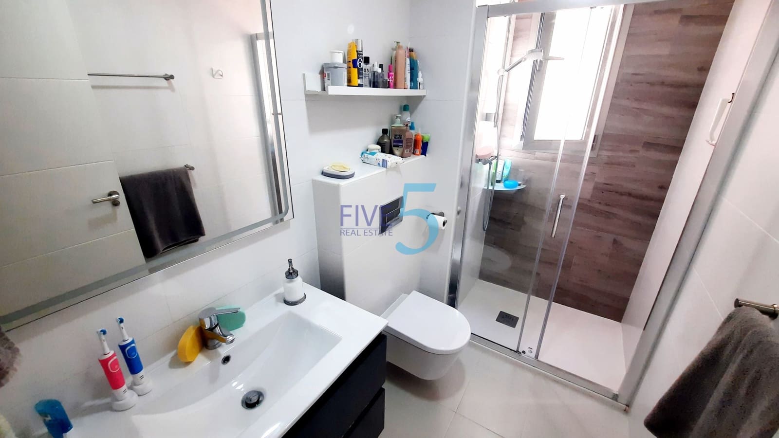 3 quarto Moradia para venda em Los Alcazares com piscina garagem - 379 500 € (Ref: 10004751)