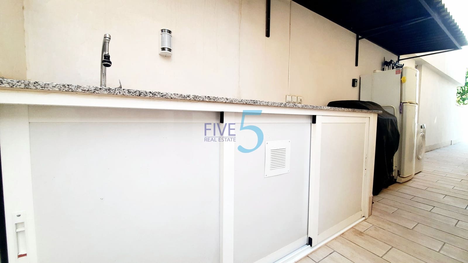 3 quarto Moradia para venda em Los Alcazares com piscina garagem - 379 500 € (Ref: 10004751)