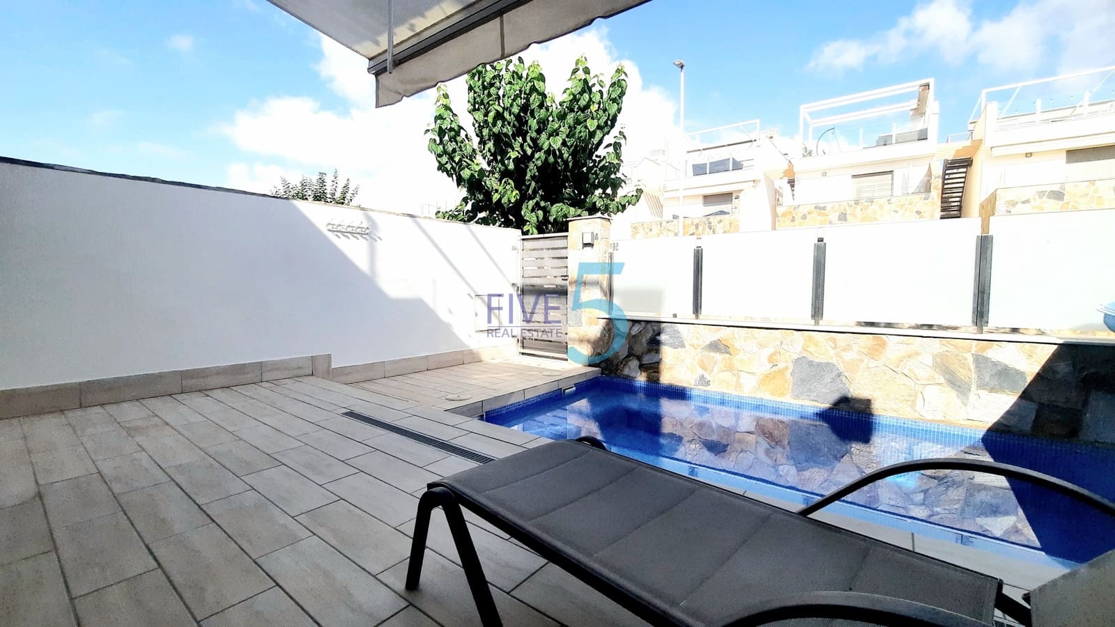 3 quarto Moradia para venda em Los Alcazares com piscina garagem - 379 500 € (Ref: 10004751)