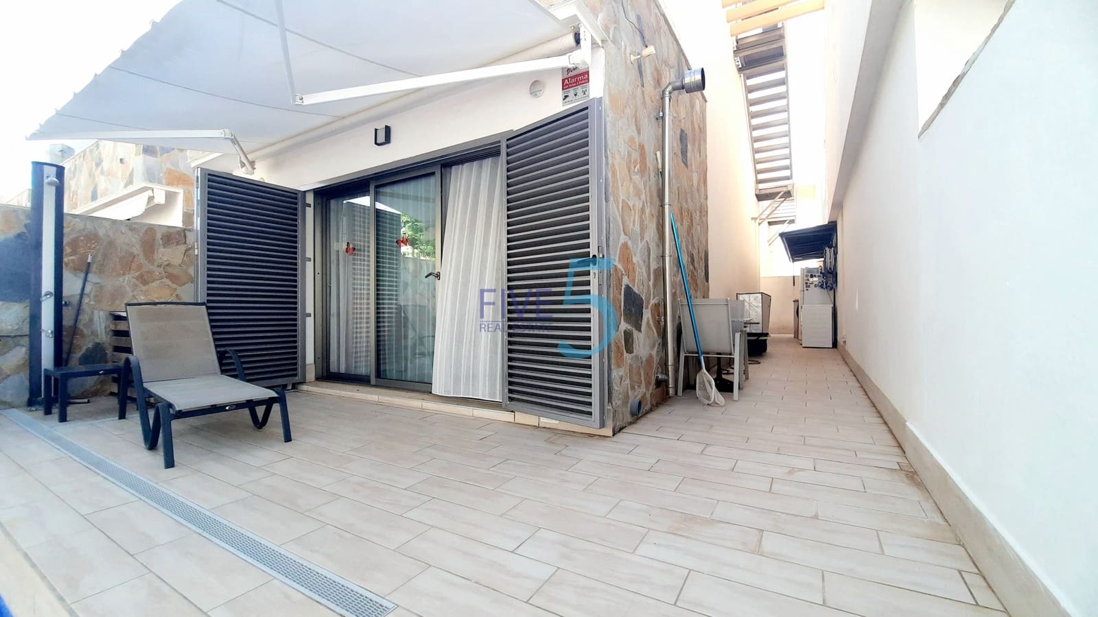 3 quarto Moradia para venda em Los Alcazares com piscina garagem - 379 500 € (Ref: 10004751)