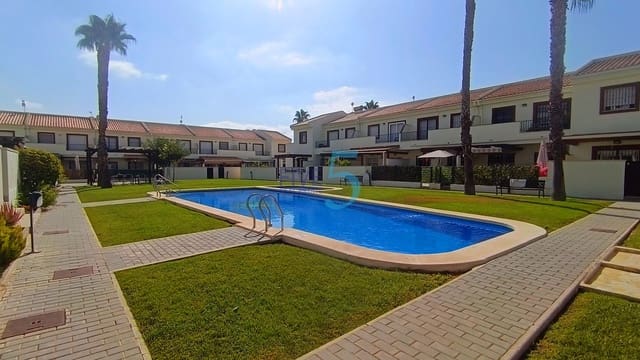 Chalet de 3 habitaciones en Ciudad Quesada, Rojales en venta con piscina - 265.000 € (Ref: 10008041)