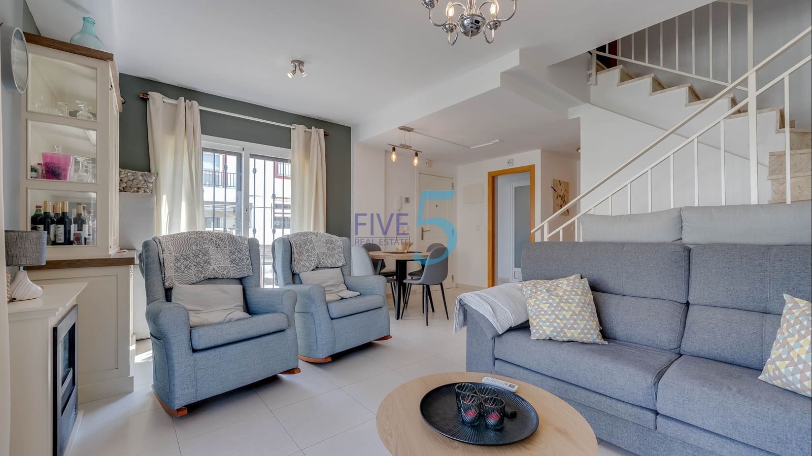 3 soverom Villa til salgs i Ciudad Quesada med svømmebasseng garasje - € 265 000 (Ref: 10008041)