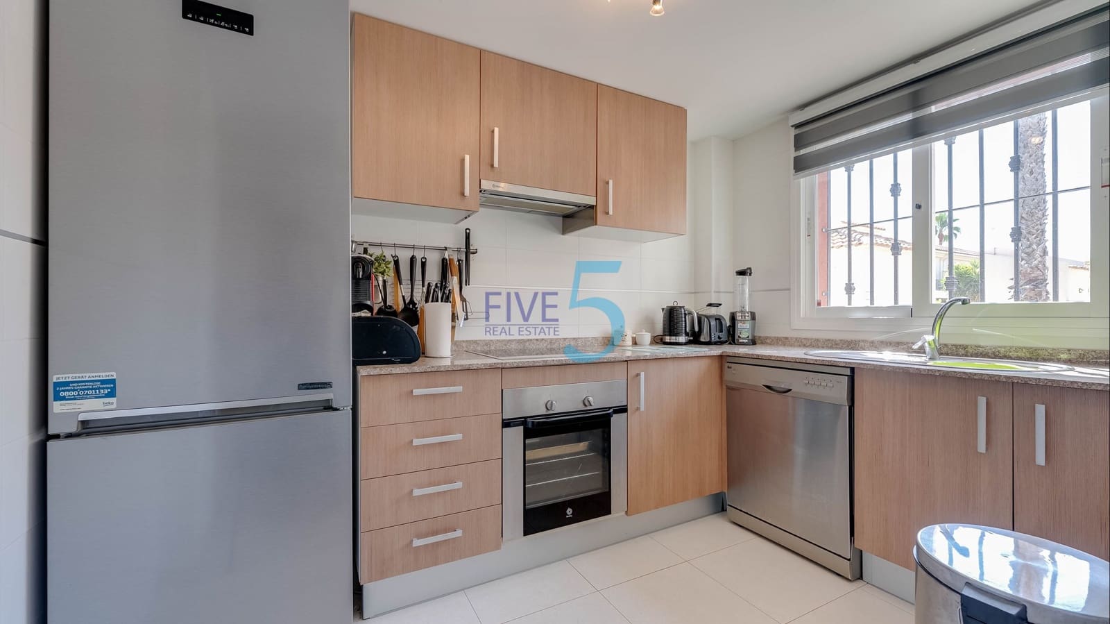3 soverom Villa til salgs i Ciudad Quesada med svømmebasseng garasje - € 265 000 (Ref: 10008041)