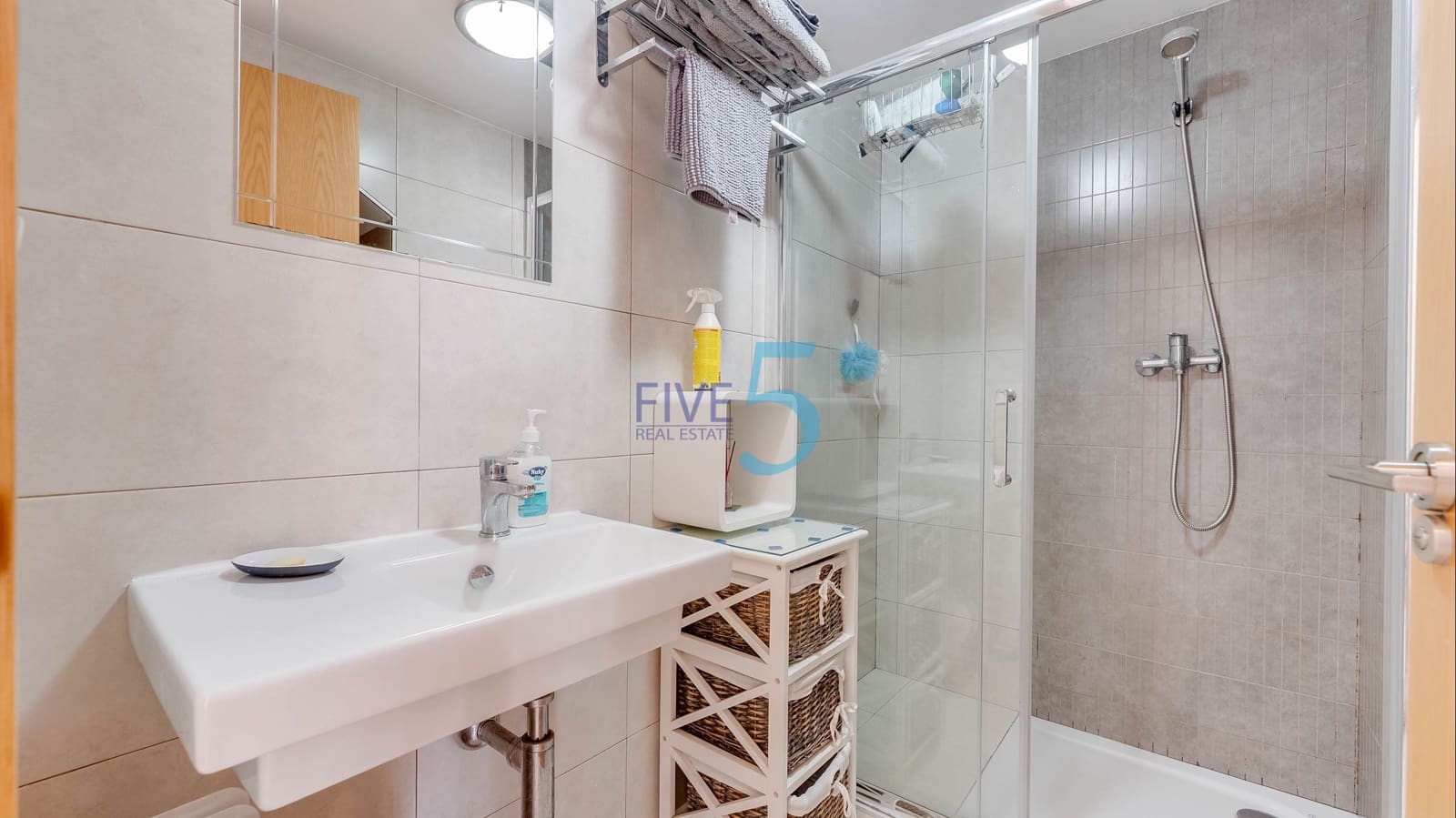 3 soverom Villa til salgs i Ciudad Quesada med svømmebasseng garasje - € 265 000 (Ref: 10008041)