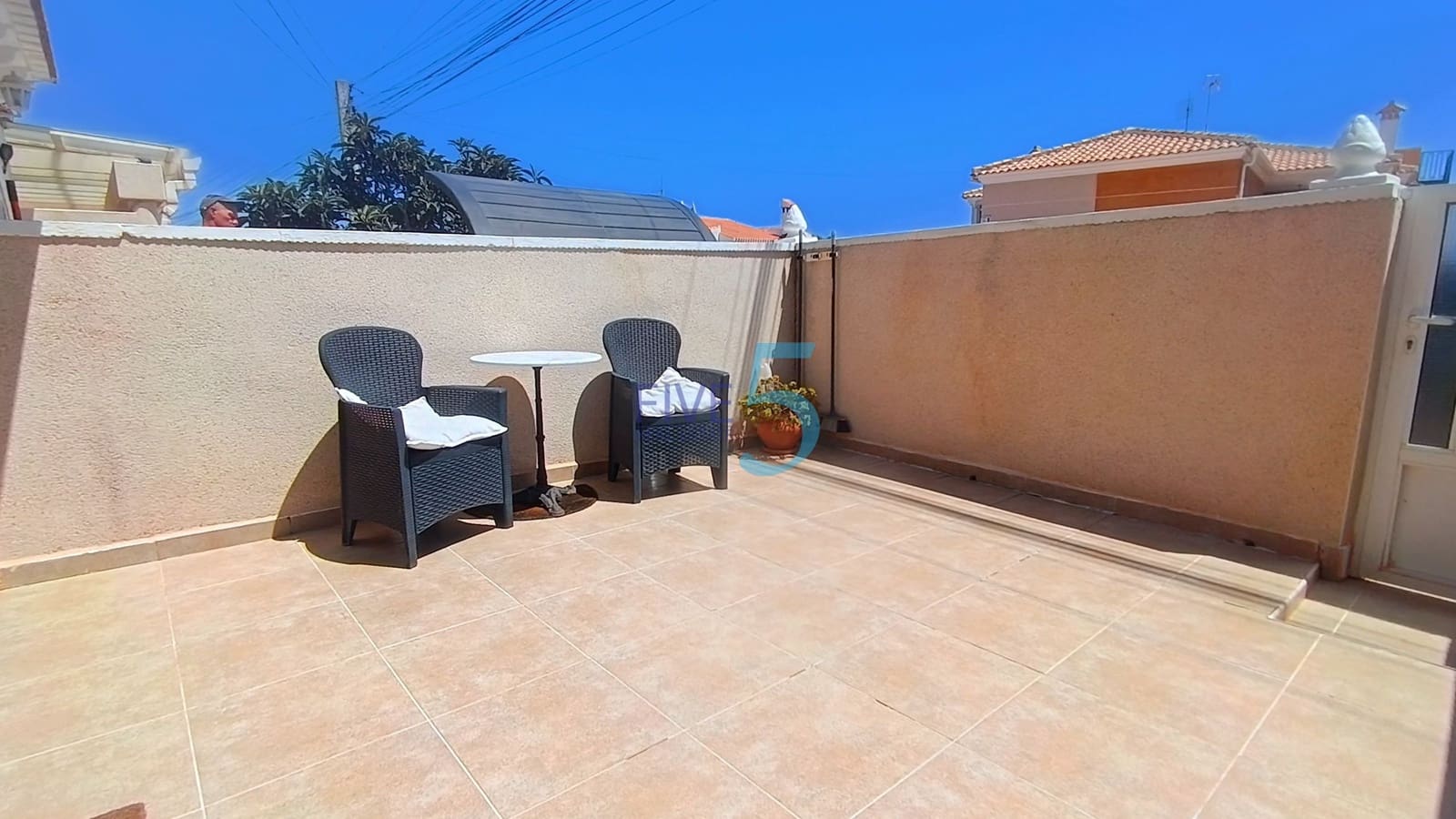 2 soverom Hus til salgs i Torrevieja med svømmebasseng - € 119 995 (Ref: 10009772)