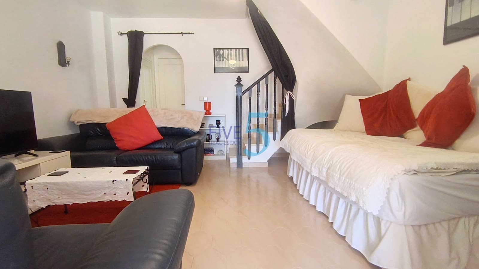 2 soverom Hus til salgs i Torrevieja med svømmebasseng - € 119 995 (Ref: 10009772)
